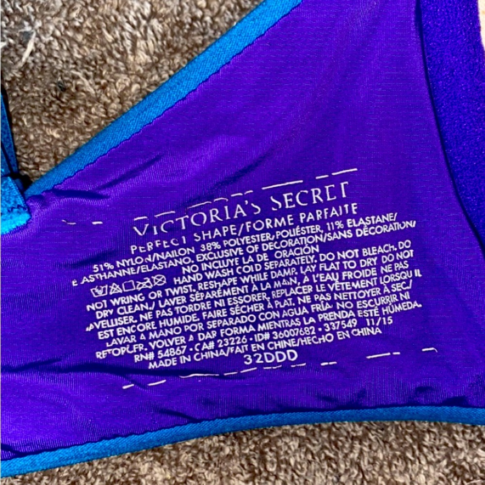 Victoria Secret Bra - Picture 3 of 3
